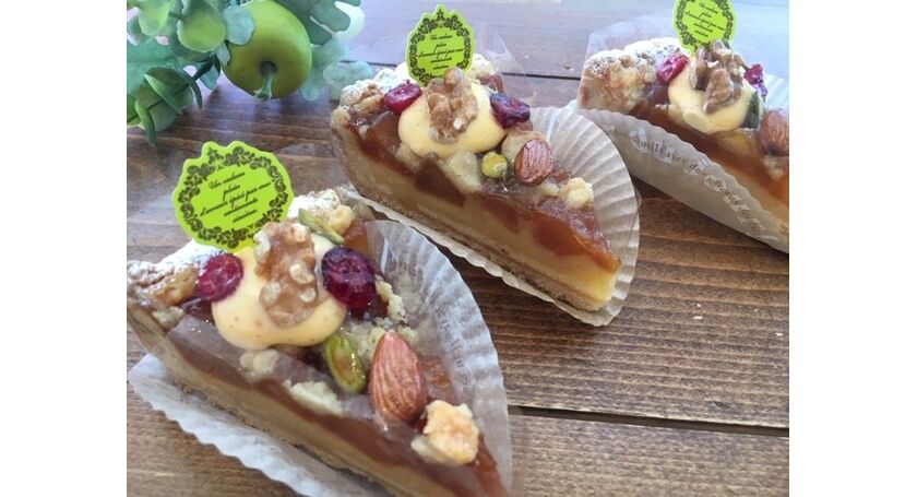 りんごのタタン風タルト 広尾にあるおしゃれなケーキ屋patisserie Pieceのお得な情報